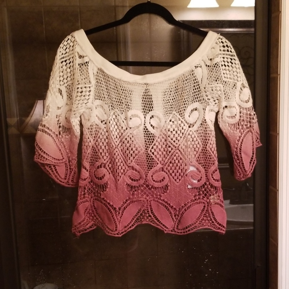 Gimmicks top